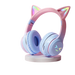 Casque bluetooth oreilles de chat rose et bleu clair avec micro pour enfants et led arc-en-ciel compatible chargement sans fil