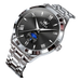 Montre pour homme de couleur argentée avec cadran noir et affichage des phases de lune.