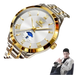 Élégante montre-bracelet bicolore en or et argent avec chiffres romains et complication de phase de lune.